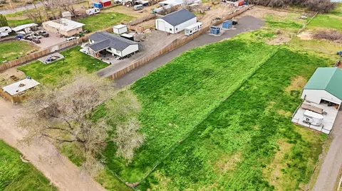 N 82 Pr Ne, Benton City, WA 99320