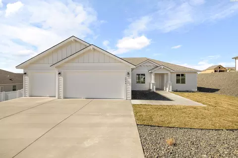 2946 S Osborne St, Kennewick, WA 99338