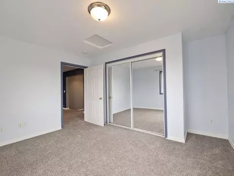 Bedroom - 620 SE Mckenzie St, Pullman, WA 99163 photo 5 of 7