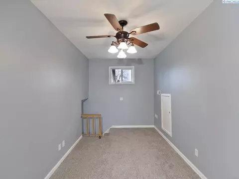 Bedroom - 620 SE Mckenzie St, Pullman, WA 99163 photo 7 of 7