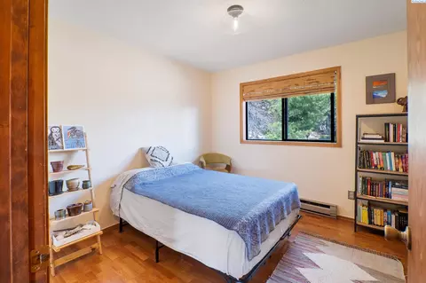 Bedroom - 645 Staley Dr, Pullman, WA 99163 photo 3 of 4