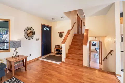 Entry Way - 645 Staley Dr, Pullman, WA 99163 photo 2 of 2