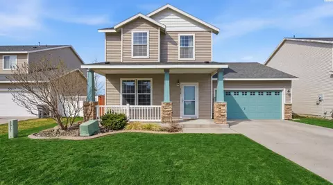 9819 Mustang Dr, Pasco, WA 99301