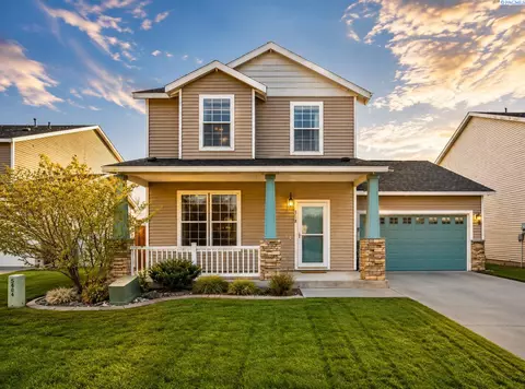 9819 Mustang Dr, Pasco, WA 99301