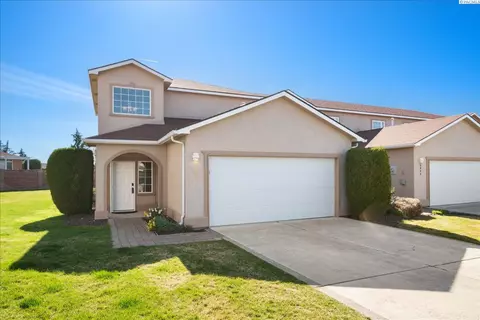 6007 Mia Ln, Pasco, WA 99301