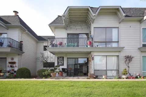2401 W Canal Dr #4B, Kennewick, WA 99336