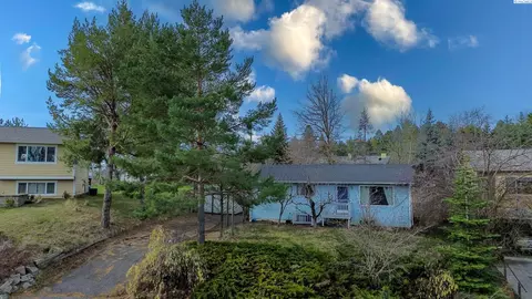 1725 NW Lamont St, Pullman, WA 99163