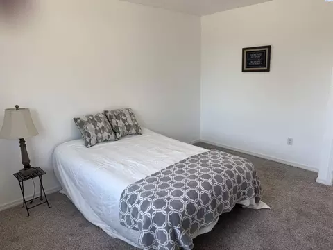Bedroom - 6105 W Sylvester St, Pasco, WA 99301 photo 4 of 6