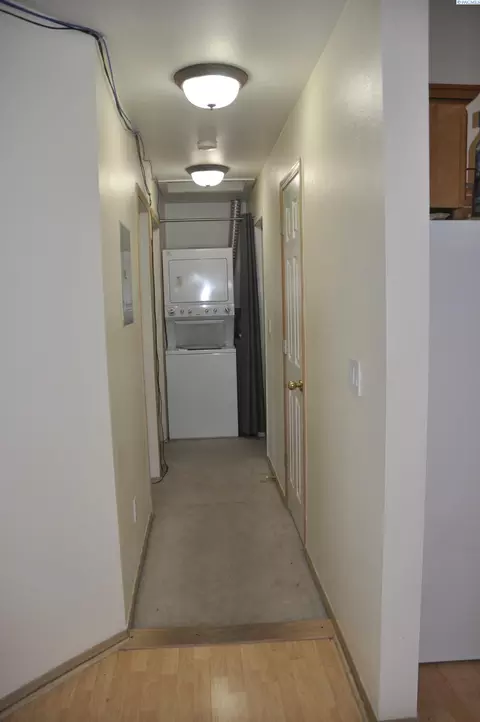 Entry Way - 1645 NE Merman Dr #B-301, Pullman, WA 99163 photo 1 of 1