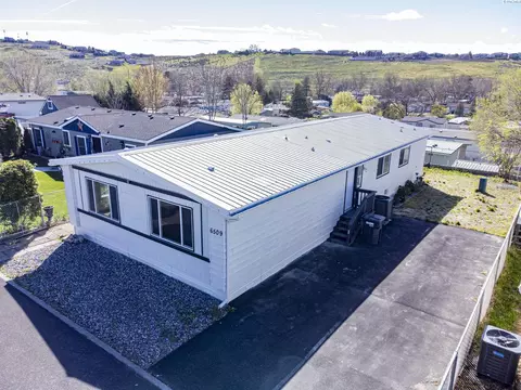 6509 James St #643, West Richland, WA 99353