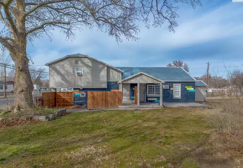 224204 E Main St, Kennewick, WA 99337