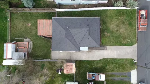 View/Area - 321 NW Cleveland St, Pullman, WA 99163 photo 2 of 6