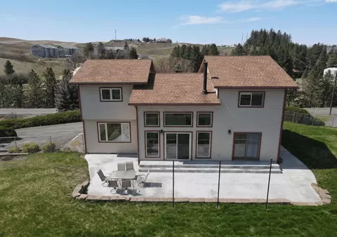 Exterior - 1890 SE Johnson Ave, Pullman, WA 99163 photo 1 of 2