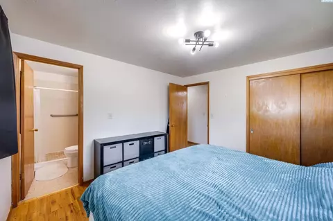 Bedroom - 1810 NW Deane St, Pullman, WA 99163 photo 1 of 4