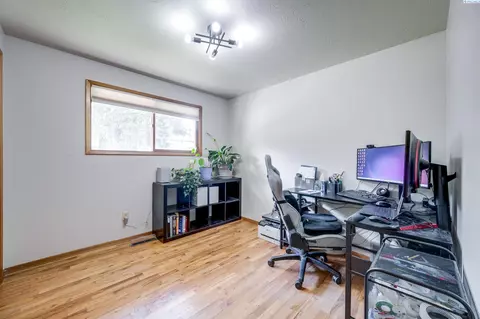 Other - 1810 NW Deane St, Pullman, WA 99163 photo 4 of 9