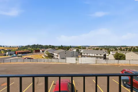 Exterior - 1645 NE Merman Dr #C202, Pullman, WA 99163 photo 4 of 4