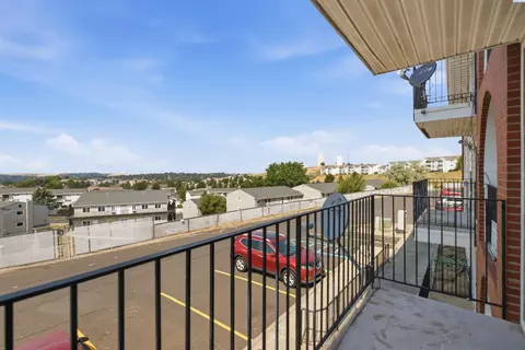 Exterior - 1645 NE Merman Dr #C202, Pullman, WA 99163 photo 3 of 4