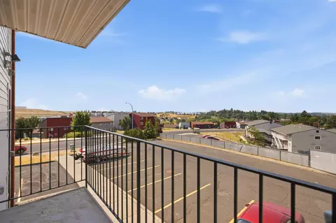 Exterior - 1645 NE Merman Dr #C202, Pullman, WA 99163 photo 2 of 4