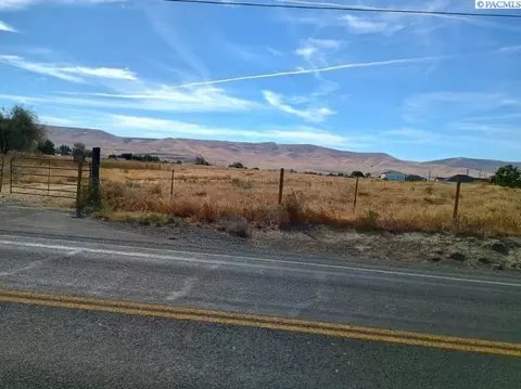 176501 Lower County Line Rd, Prosser, WA 99350