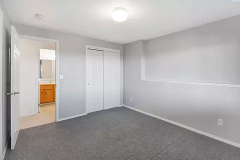 Bedroom - 640 SE Crestview St, Pullman, WA 99163 photo 9 of 9