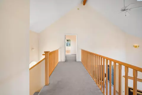 Entry Way - 640 SE Crestview St, Pullman, WA 99163 photo 1 of 2