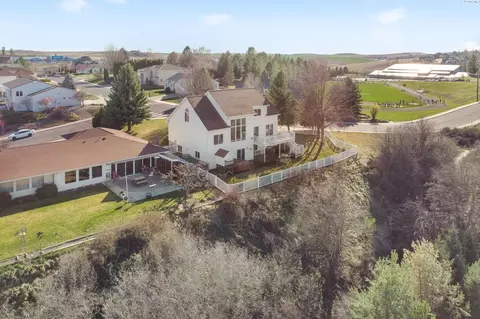 View/Area - 640 SE Crestview St, Pullman, WA 99163 photo 5 of 5