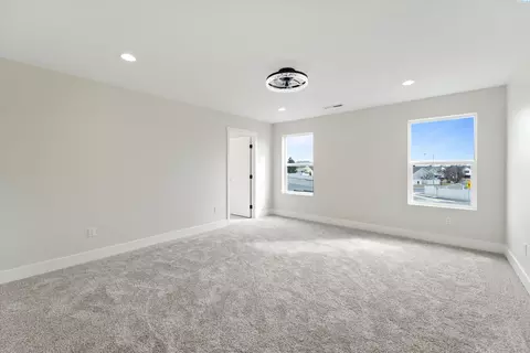 Bedroom - 8406 Silver Mound Dr, Pasco, WA 99301 photo 2 of 8