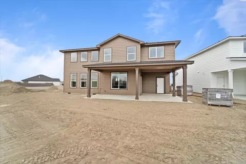 Exterior - 8406 Silver Mound Dr, Pasco, WA 99301 photo 5 of 5