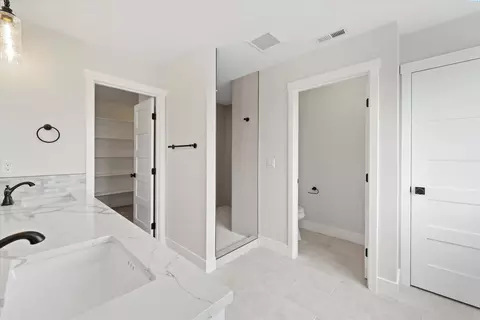 Bath - 8406 Silver Mound Dr, Pasco, WA 99301 photo 1 of 5
