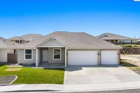 7243 W 29th Pl, Kennewick, WA 99338