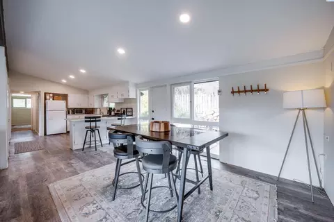 Dining - 1765 SW Baldwin Dr, Pullman, WA 99163 photo 2 of 3