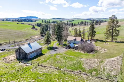 1504 B Howard Rd, Palouse, WA 99161