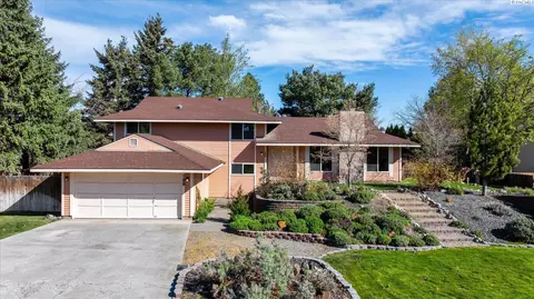 120 Macarthur St, Richland, WA 99354
