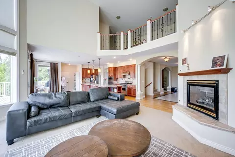 Living - 1105 SW Meyer, Pullman, WA 99163 photo 1 of 7