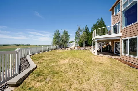 Exterior - 1105 SW Meyer, Pullman, WA 99163 photo 6 of 8