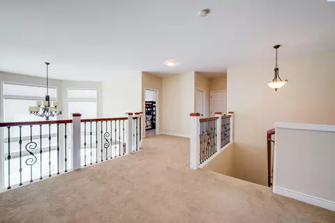 Entry Way - 1105 SW Meyer, Pullman, WA 99163 photo 3 of 3