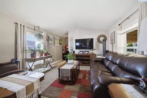 3324 W 19th Ave #173, Kennewick, WA 99338