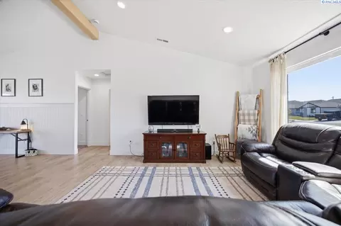 Other - 10609 Silverbright Dr, Pasco, WA 99301 photo 5 of 9