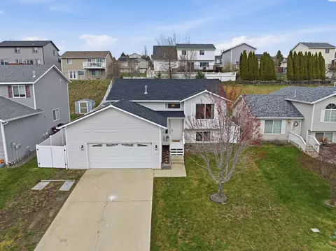 1940 NW Ventura Ct, Pullman, WA 99163