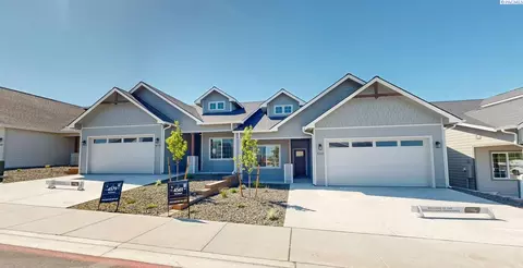 4561 Grove Ct, West Richland, WA 99353