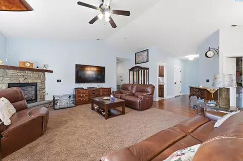 4502 Meadow View Dr, Pasco, WA 99301 photo 22