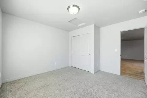 Bedroom - 412 Whitefish Ln, Pasco, WA 99301 photo 2 of 6