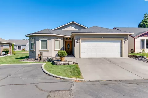 107 Windsor Ln, Pasco, WA 99301