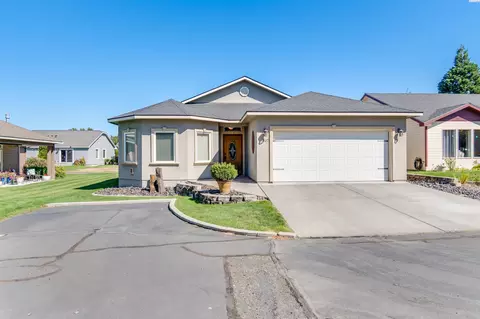 Exterior - 107 Windsor Ln, Pasco, WA 99301 photo 2 of 2