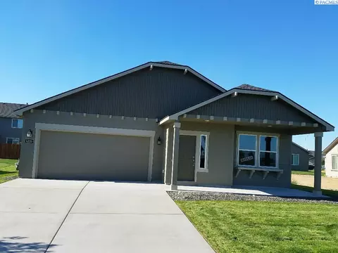 6810 Yellowstone Dr, Pasco, WA 99301