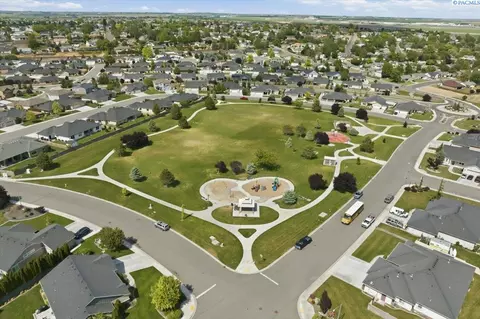 View/Area - 4702 Cathedral Dr, Pasco, WA 99301 photo 5 of 5