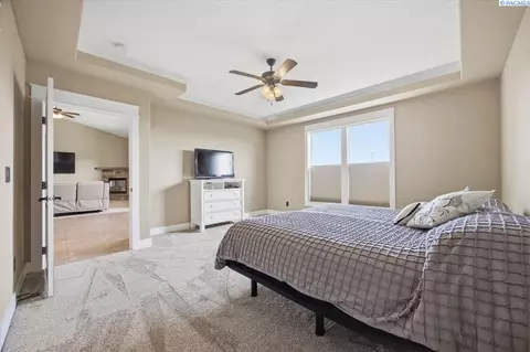 Bedroom - 4702 Cathedral Dr, Pasco, WA 99301 photo 5 of 7