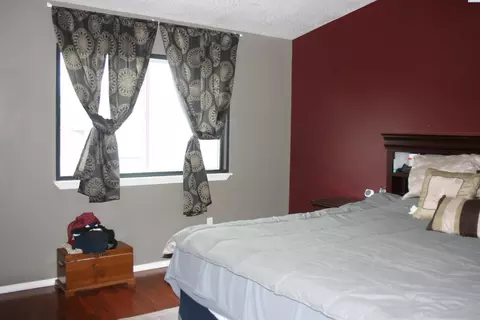 Bedroom - 1725 NW Ventura, Pullman, WA 99163 photo 2 of 4