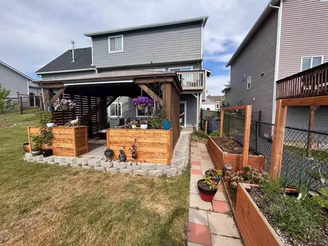 Exterior - 1725 NW Ventura, Pullman, WA 99163 photo 5 of 14