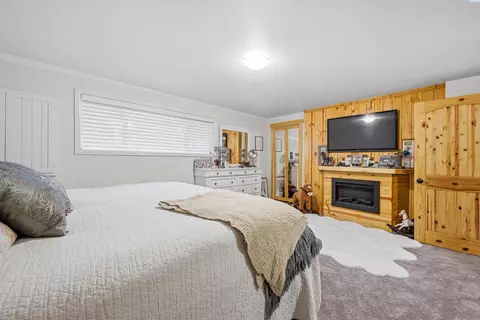 Bedroom - 930 SW Fountain St, Pullman, WA 99163 photo 3 of 4